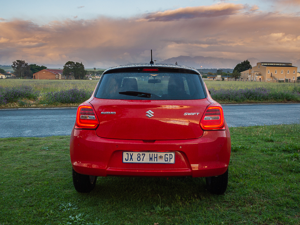 Suzuki Swift GLX rear