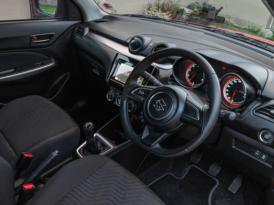 Suzuki Swift GLX interior