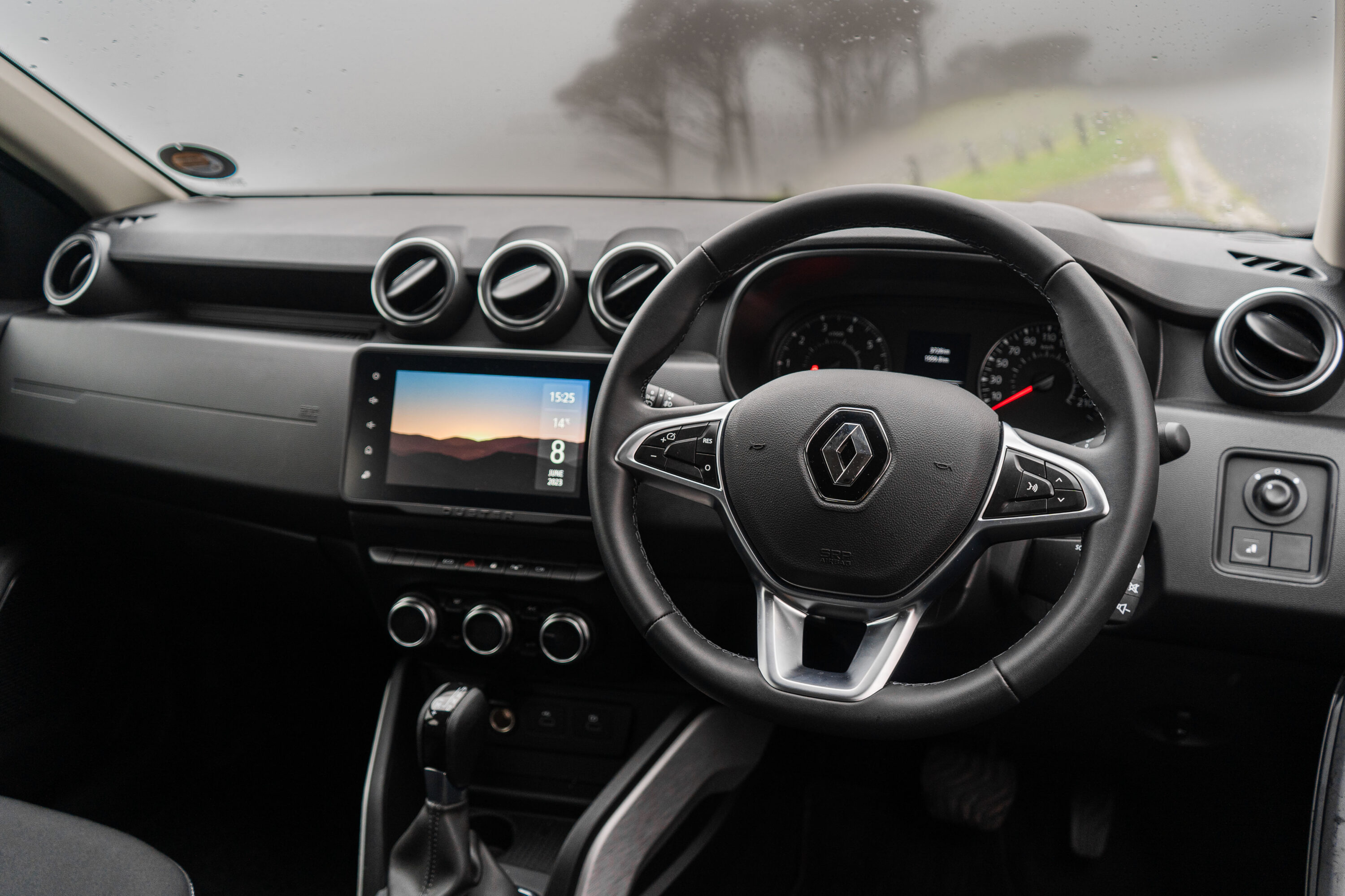 Renault Duster interior