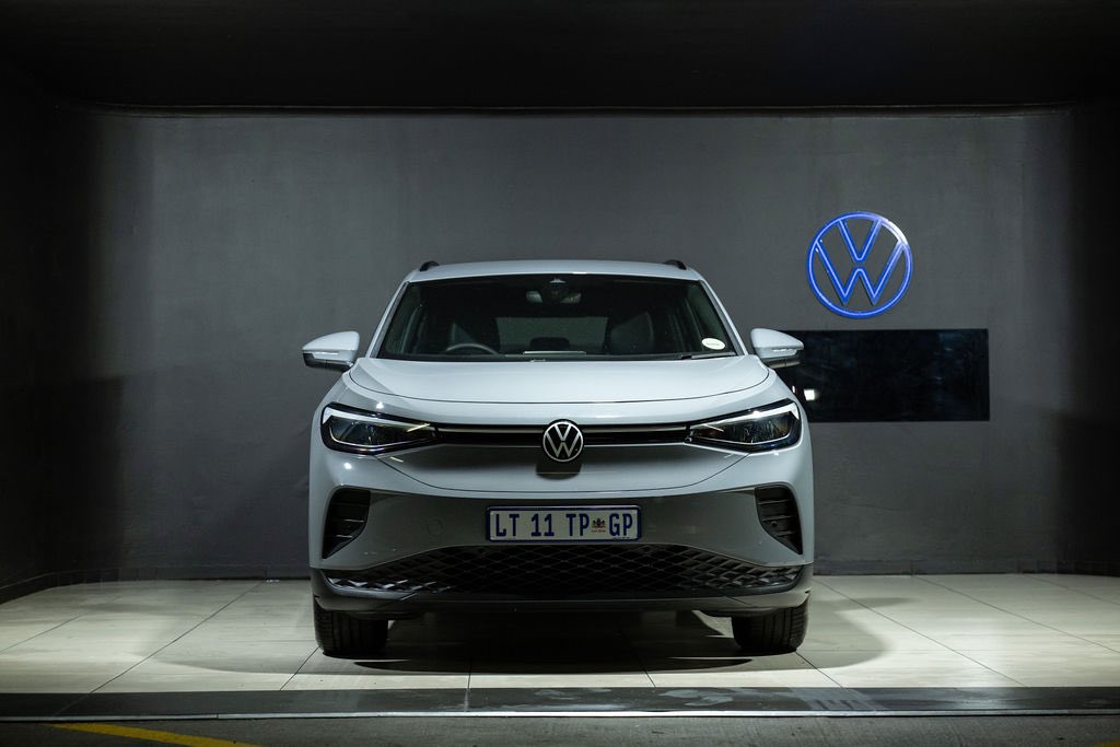 Volkswagen ID.4 Pro front