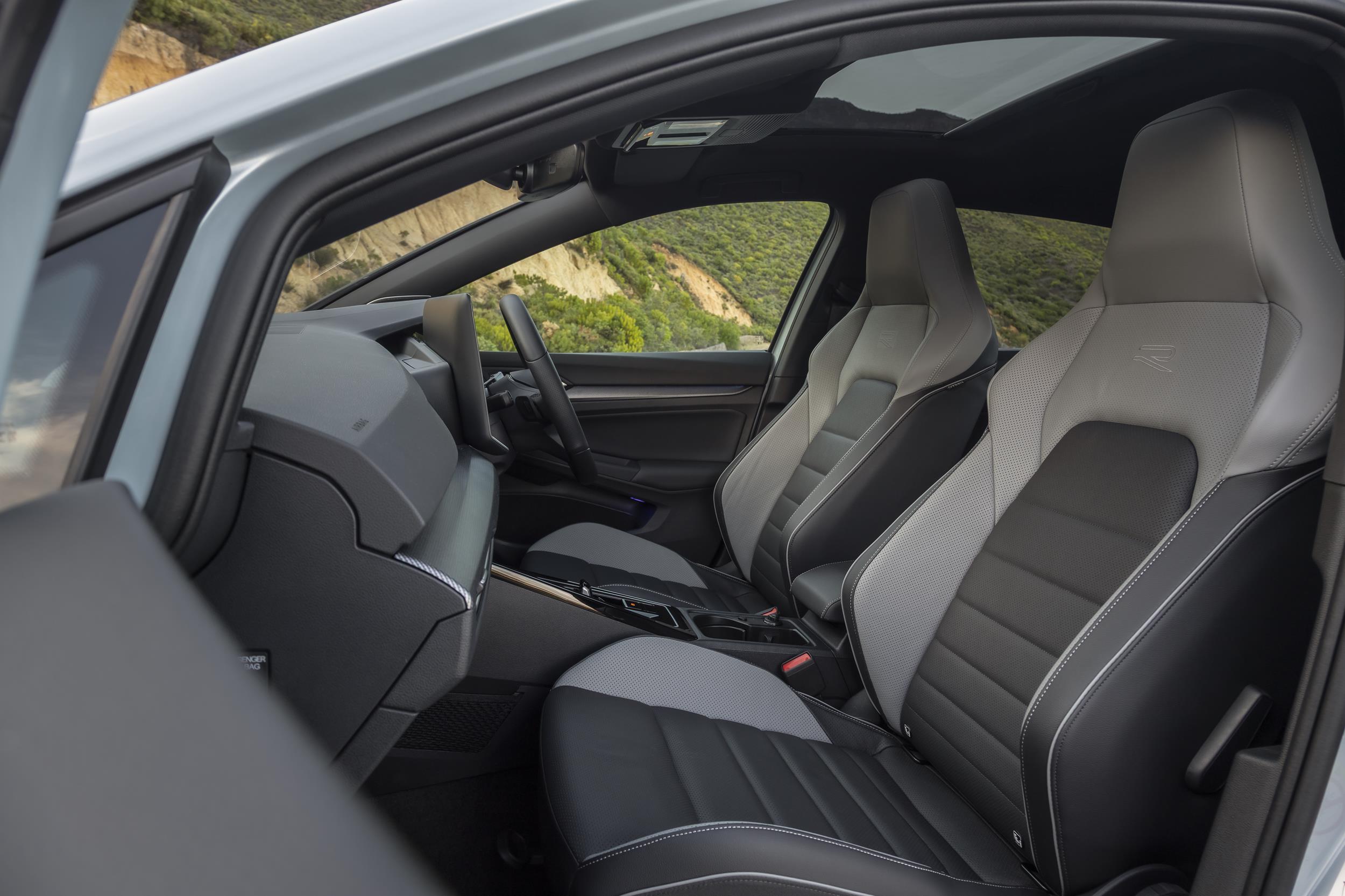 Volkswagen Golf Seats
