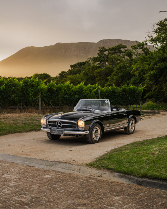 1968 Mercedes Benz 280sl Pagoda