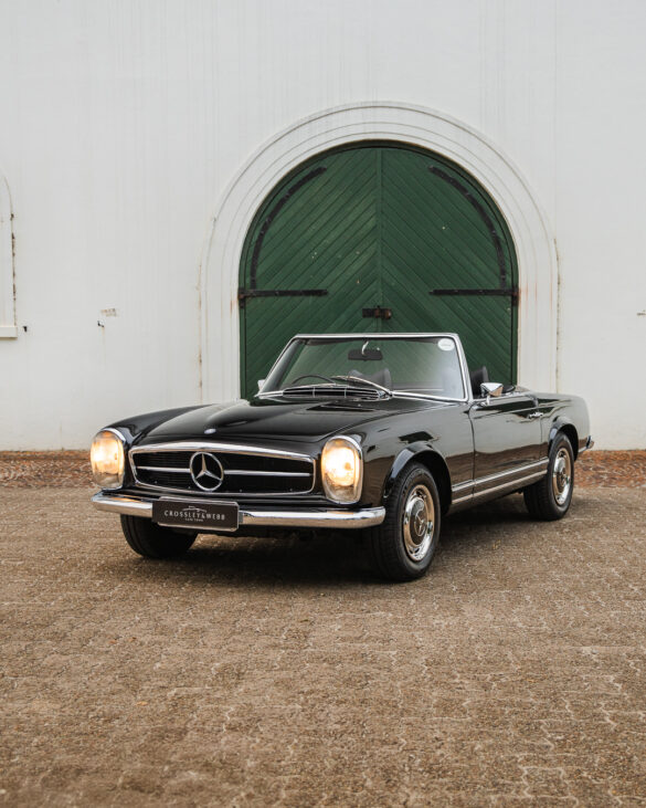 1968 Mercedes Benz 280sl Pagoda