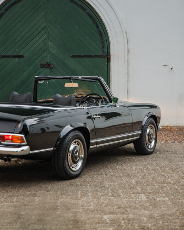 1968 Mercedes Benz 280sl Pagoda