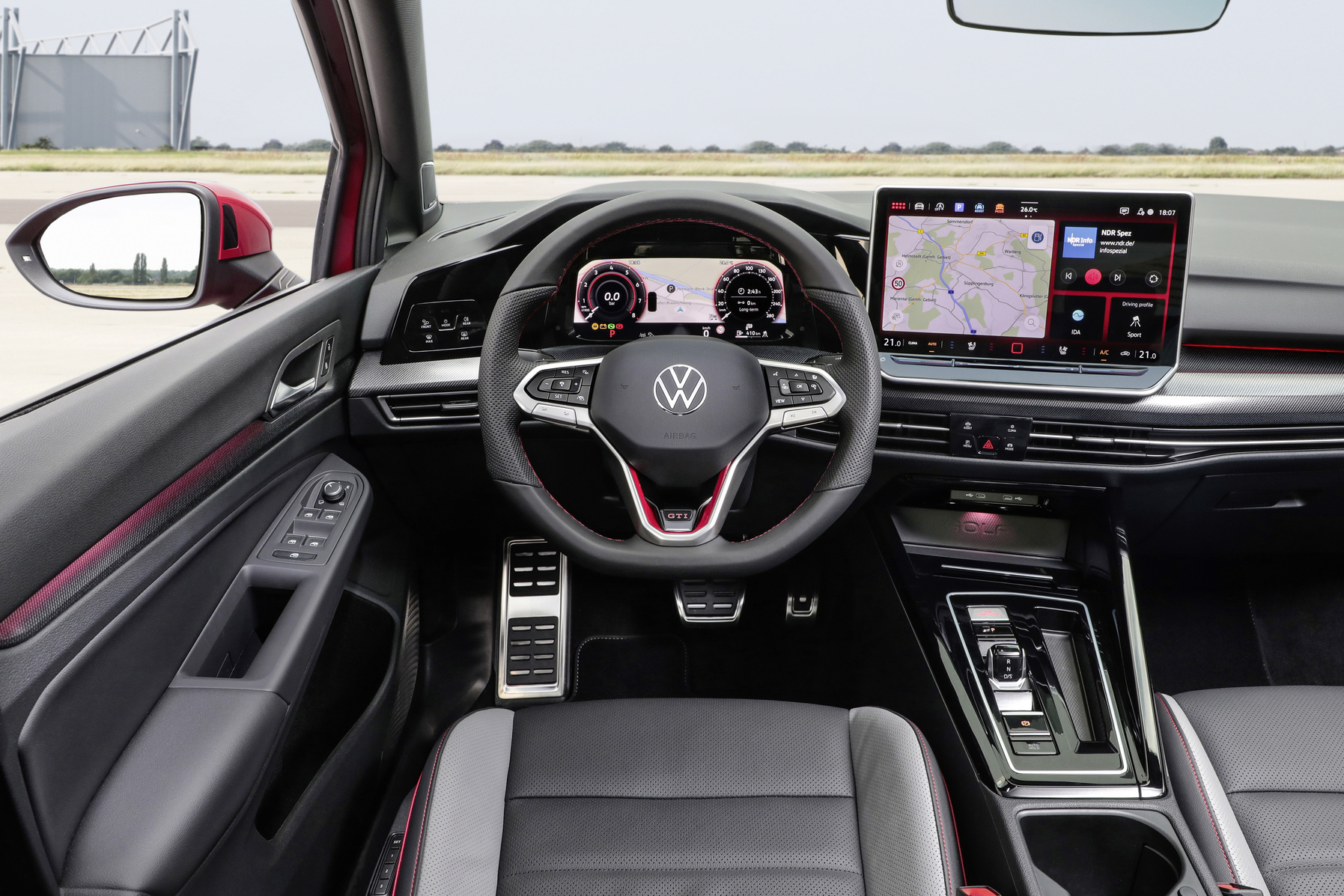 VW Golf 8.5 GTI interior