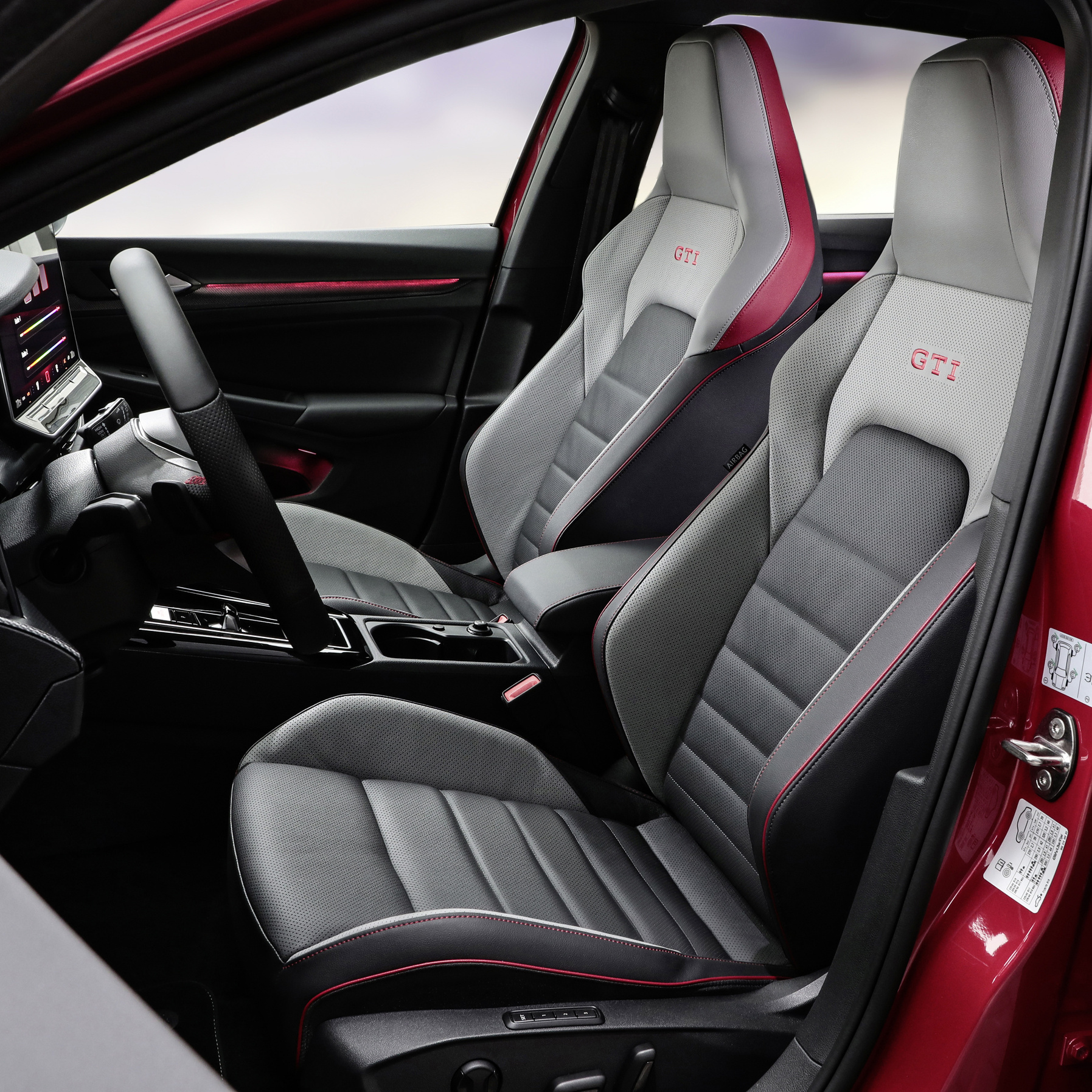 VW Golf 8.5 GTI seats